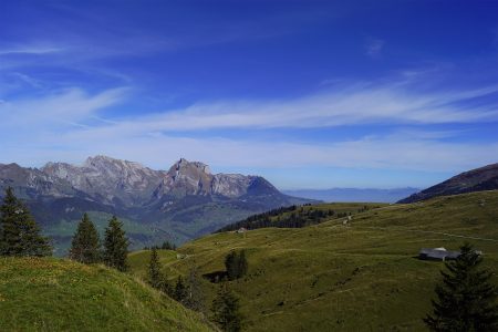 Panoramic hike along the Churfirsten (Eastern Switzerland)