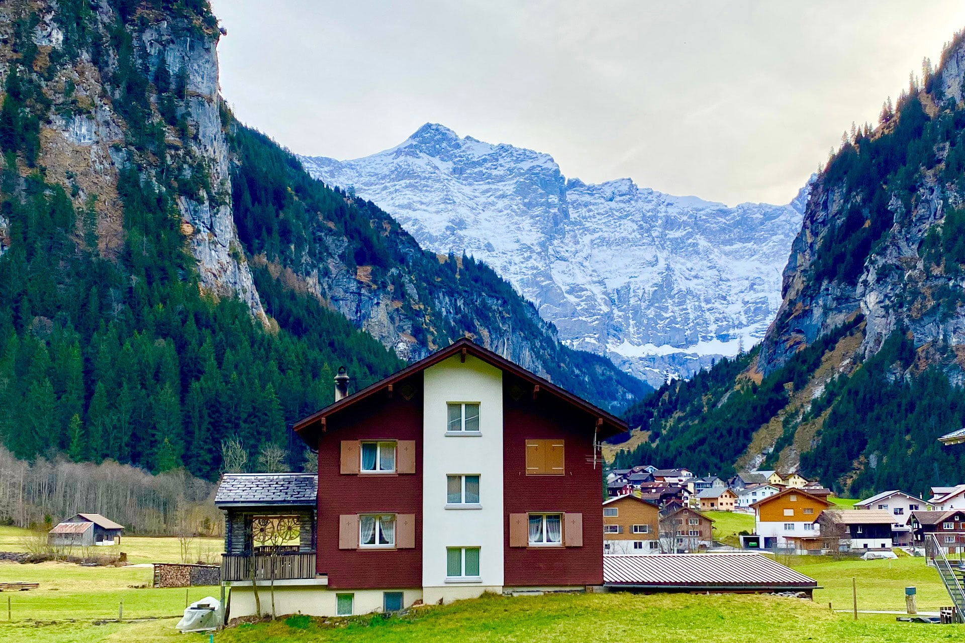 Swiss Alps & Mountain Villages Private Day Tour (from Bern)