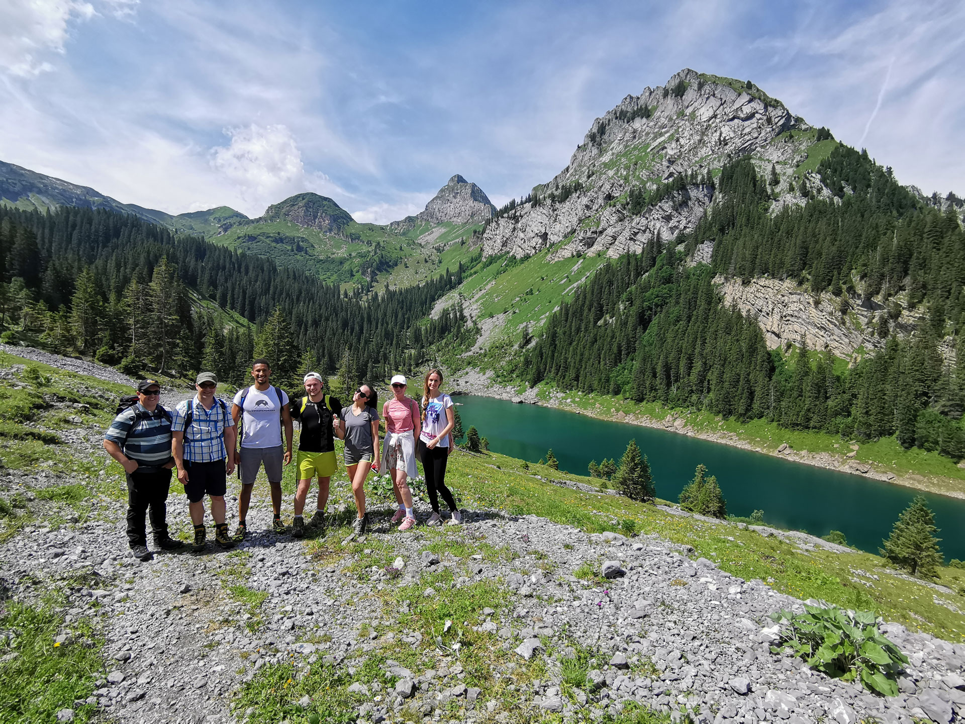 Customized Multi Day Hiking Adventure (Interlaken)