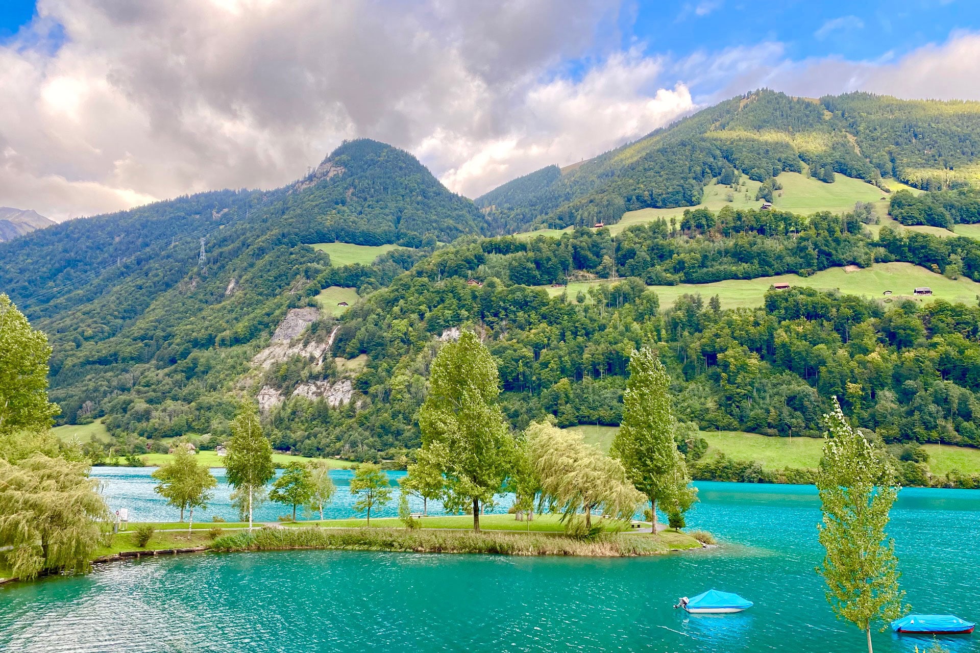 Top Instagram Private Day Tour with a Swiss Landscape Influencer (from Interlaken)