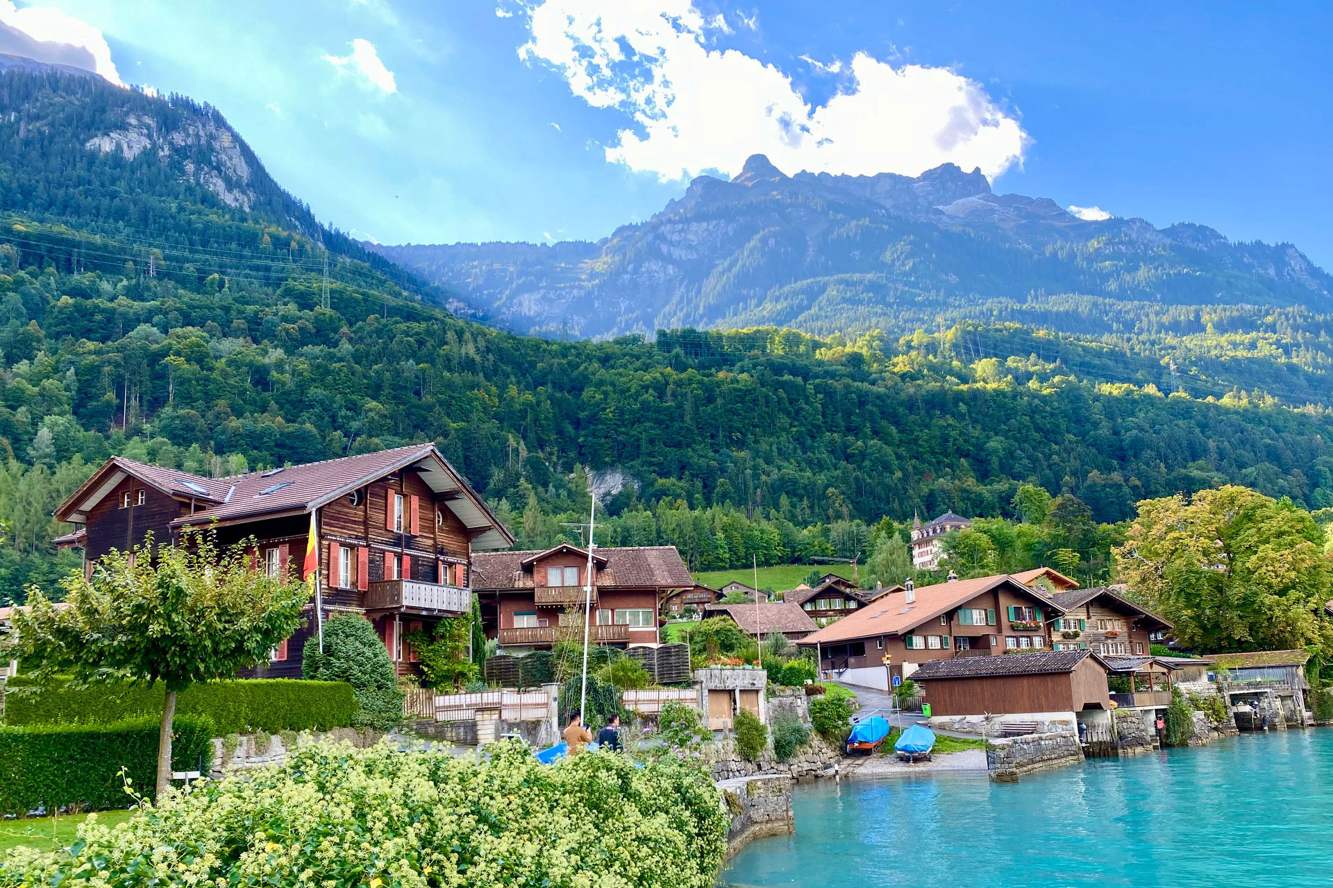 Swiss Alps & Mountain Villages Private Day Tour (from Bern)