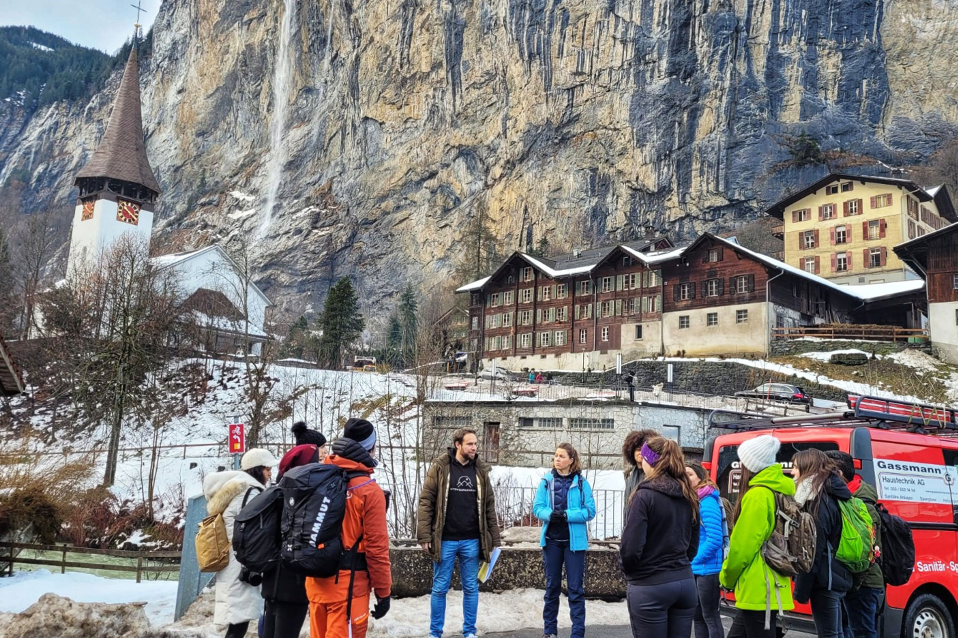 Best of Bernese Alps Private Day Tour: Visit of Lauterbrunnen, Mürren, Grindelwald, Interlaken in the Jungfrau Region (View on Eiger, Mönch and Jungfrau) (from Lucerne)